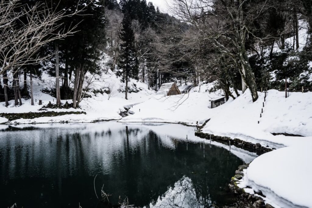 湯涌の玉泉湖